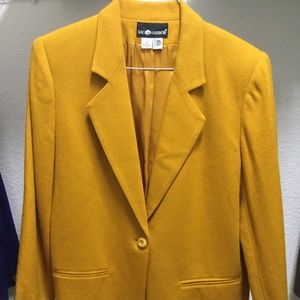 Size 10 Women’s Blazer